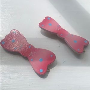 Vintage pink wooden bows